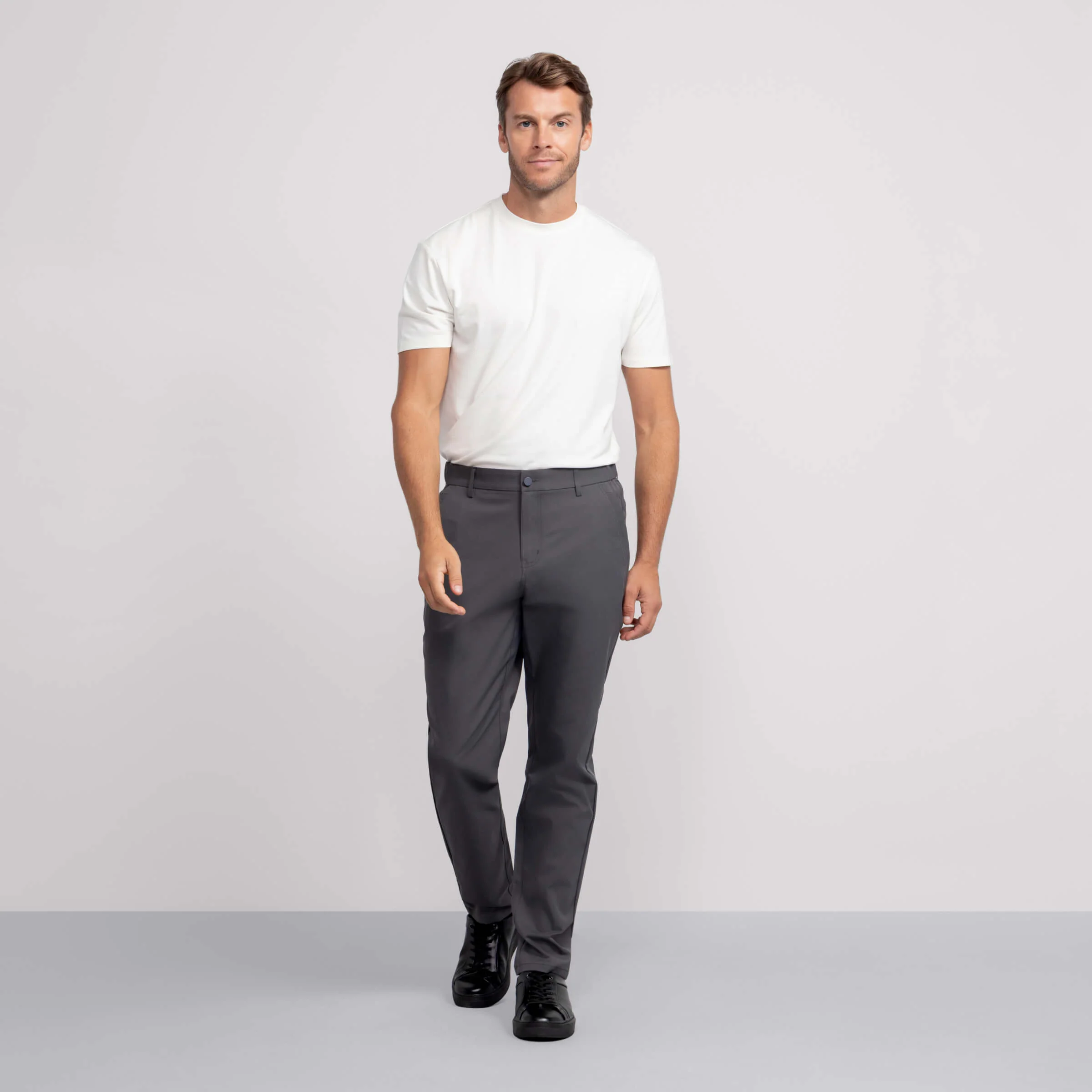 Jetsetter Tech Pant Relaxed Fit -- Charcoal Gray - Image 2
