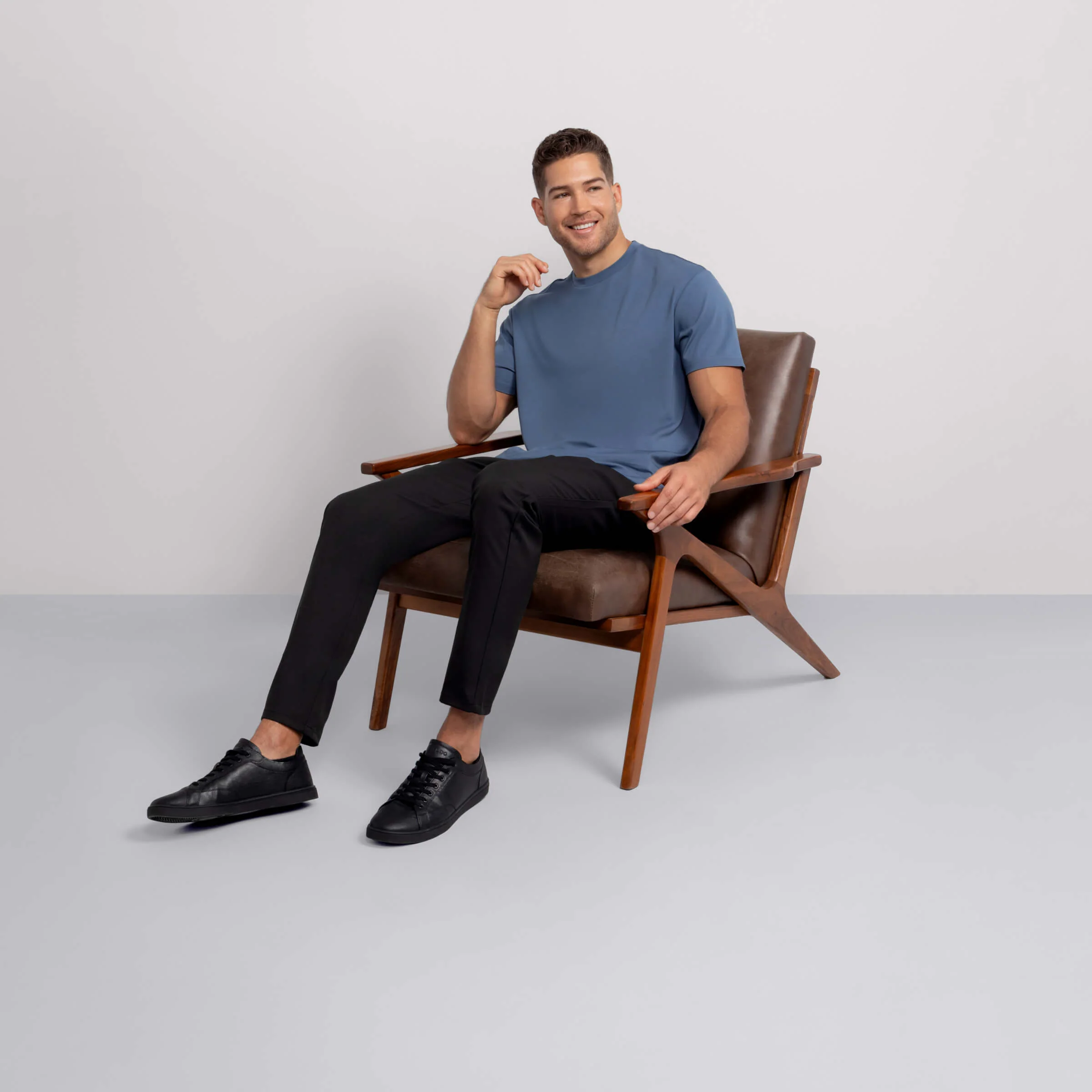 Jetsetter Tech Pant Relaxed Fit -- True Black - Image 3